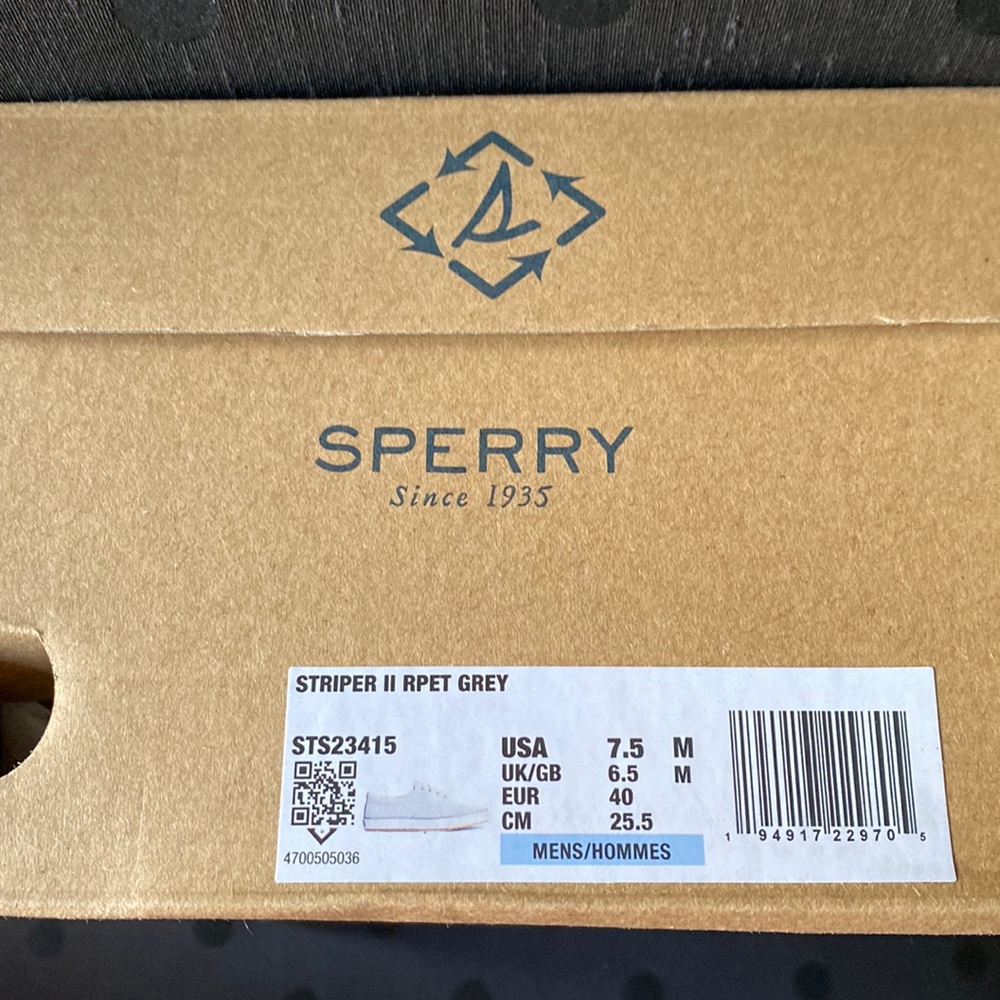 NEVER WORN.New in original box, Sperry dock/casual shoes